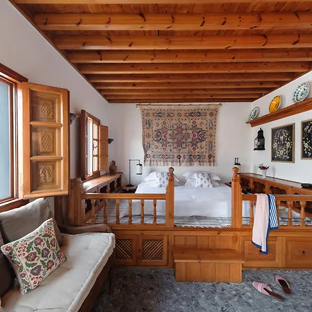 Melenos Art Boutique