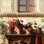Отель Melenos Art Boutique 5*
