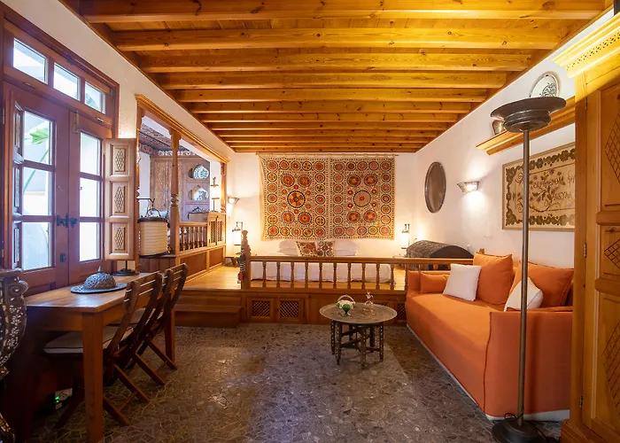 Melenos Art Boutique 린도스