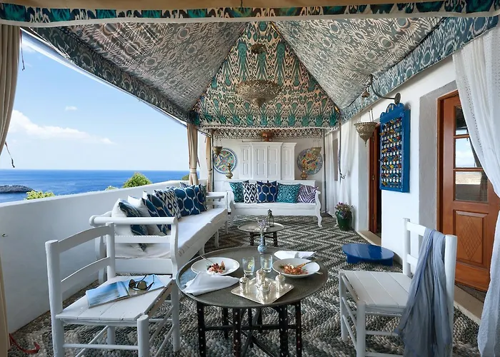 Melenos Art Boutique 린도스